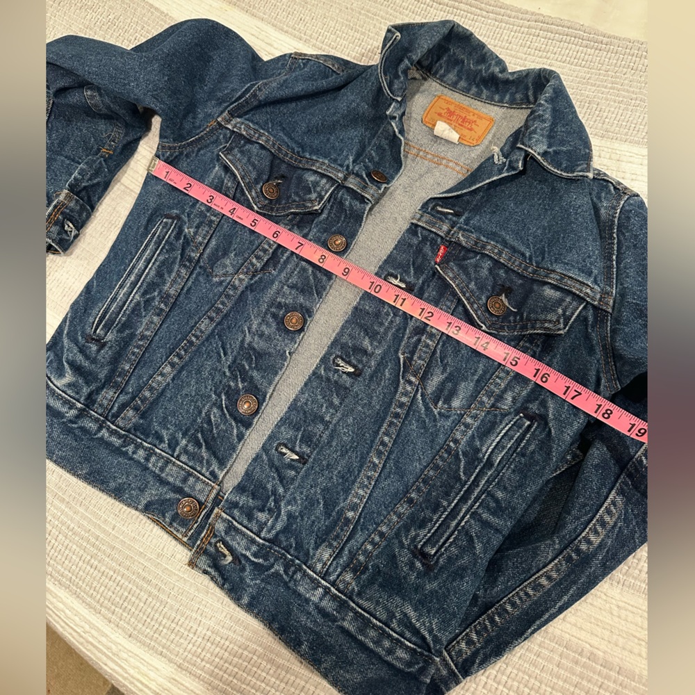 Vintage Levi's Classic Blue Denim Jacket size kids 14 or women’s xs - Picture 4 of 5